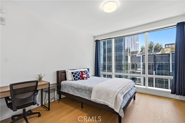 877 S Francisco 2503, Los Angeles, CA 90017