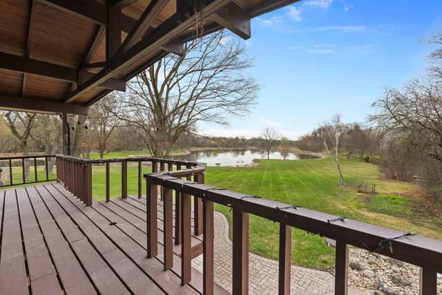 330 S Barrington Road, Barrington, IL 60010
