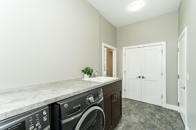 1497 Century Corner Lane NE, Rochester, MN 55906