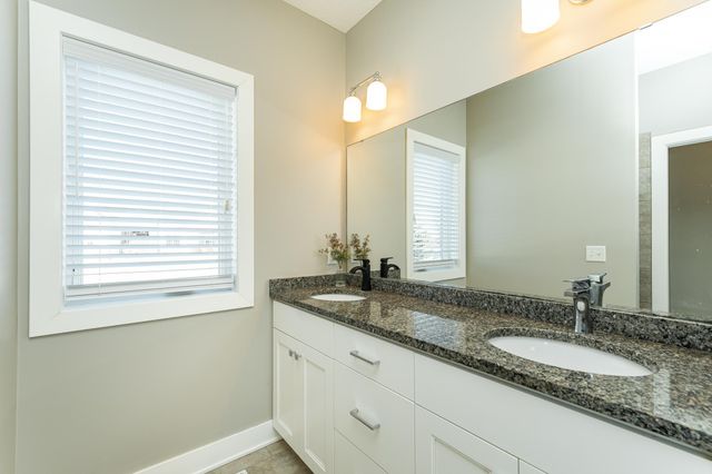 1497 Century Corner Lane NE, Rochester, MN 55906