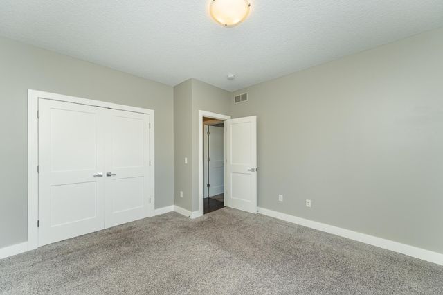 1497 Century Corner Lane NE, Rochester, MN 55906