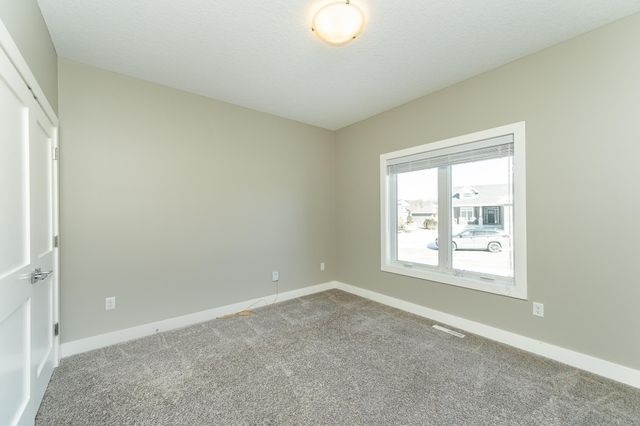 1497 Century Corner Lane NE, Rochester, MN 55906