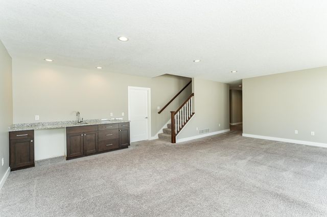 1497 Century Corner Lane NE, Rochester, MN 55906