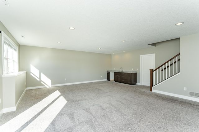 1497 Century Corner Lane NE, Rochester, MN 55906