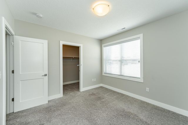 1497 Century Corner Lane NE, Rochester, MN 55906