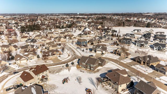 1497 Century Corner Lane NE, Rochester, MN 55906