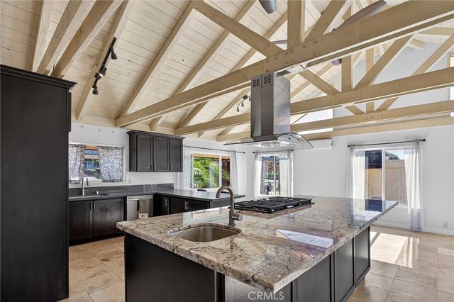 2152 Ramona Lane, Vista, CA 92084