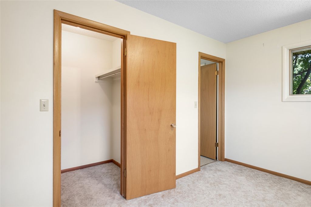 Image 23 of property listing at 2616 View Drive, Missoula, MT 59804