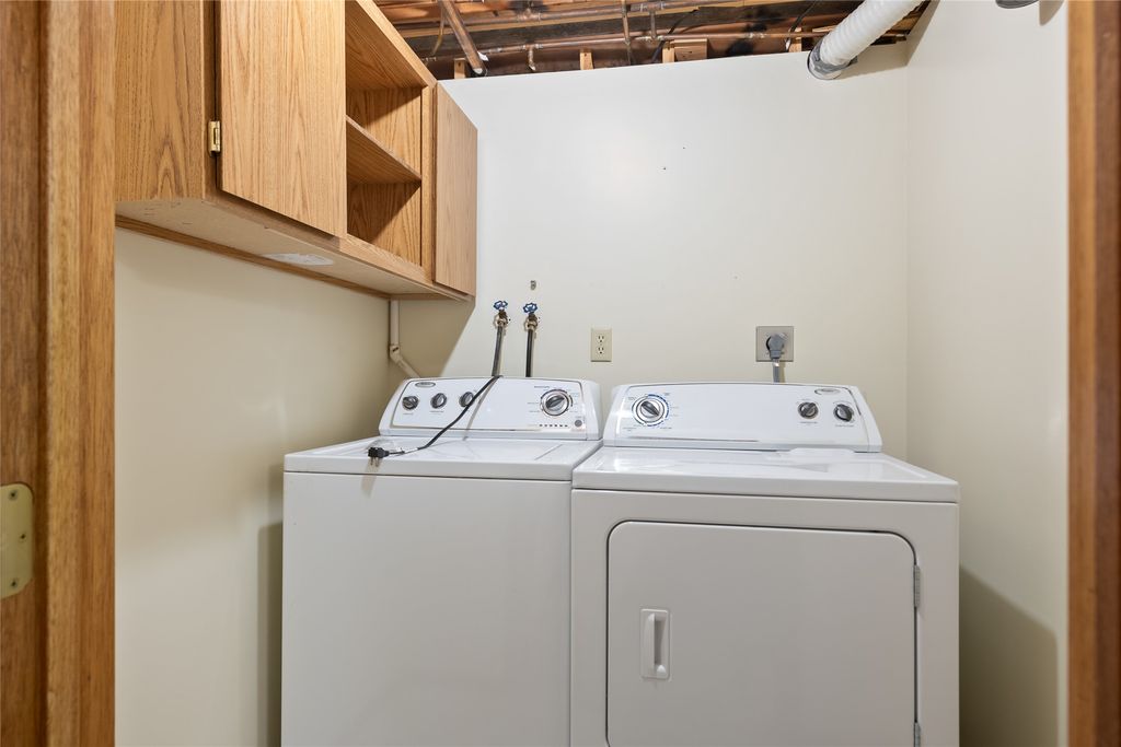 Image 28 of property listing at 2616 View Drive, Missoula, MT 59804