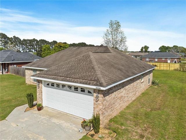 23550 Harvest Creek Drive, Robertsdale, AL 36567
