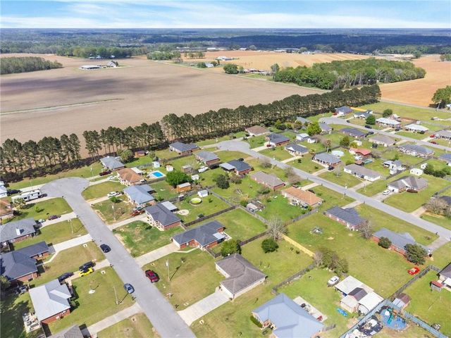 23550 Harvest Creek Drive, Robertsdale, AL 36567