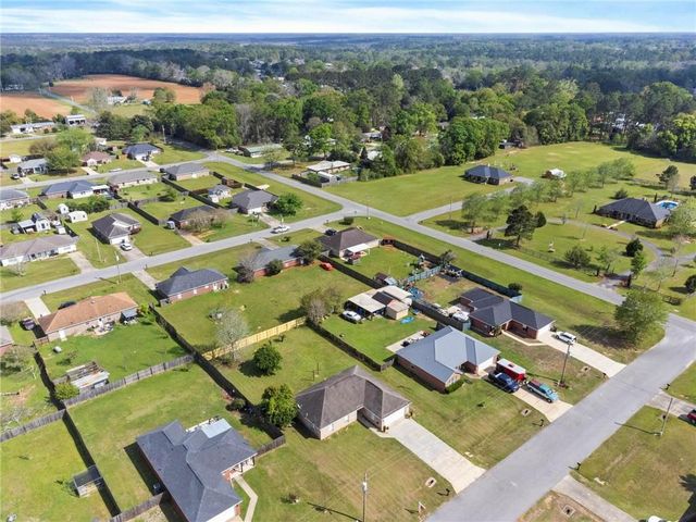 23550 Harvest Creek Drive, Robertsdale, AL 36567