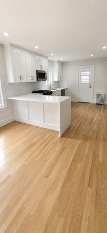 7 Kimball Road, Methuen, MA 01844