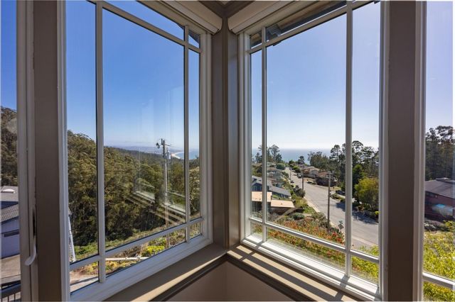 107 Dolphine Avenue, El Granada, CA 94018