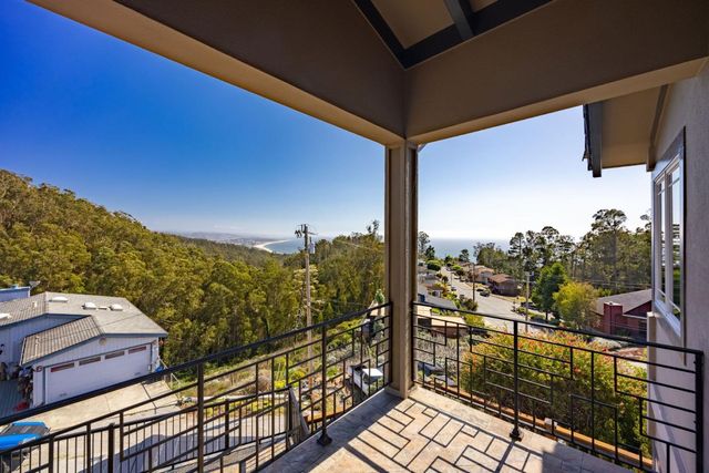 107 Dolphine Avenue, El Granada, CA 94018