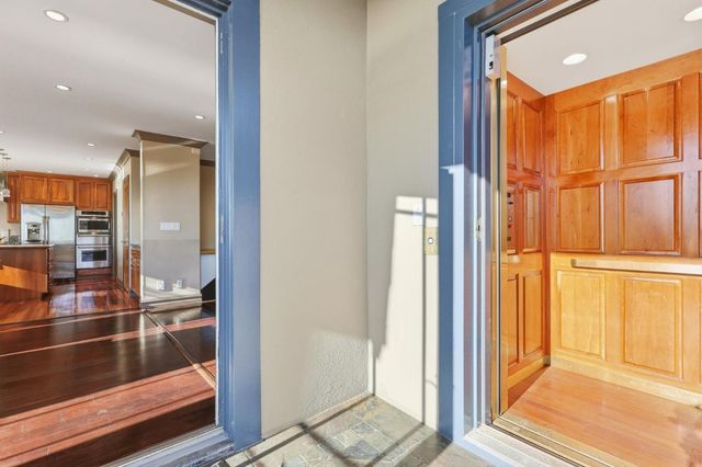 107 Dolphine Avenue, El Granada, CA 94018