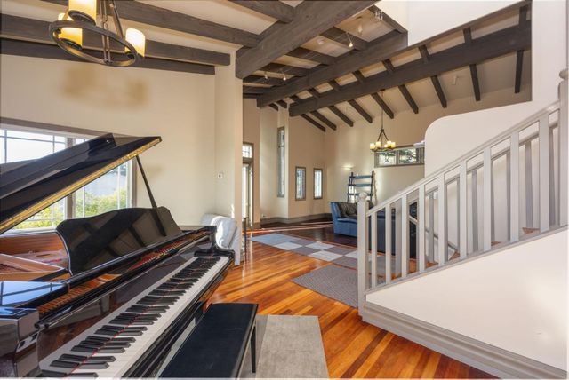 107 Dolphine Avenue, El Granada, CA 94018