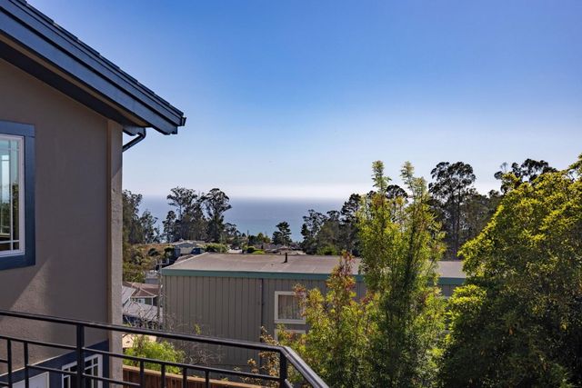 107 Dolphine Avenue, El Granada, CA 94018