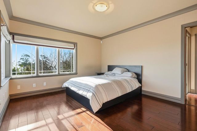107 Dolphine Avenue, El Granada, CA 94018