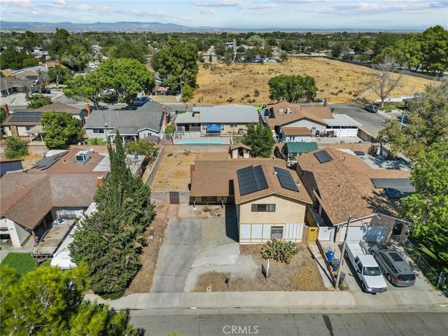 663 Eston Place A, Lancaster, CA 93535