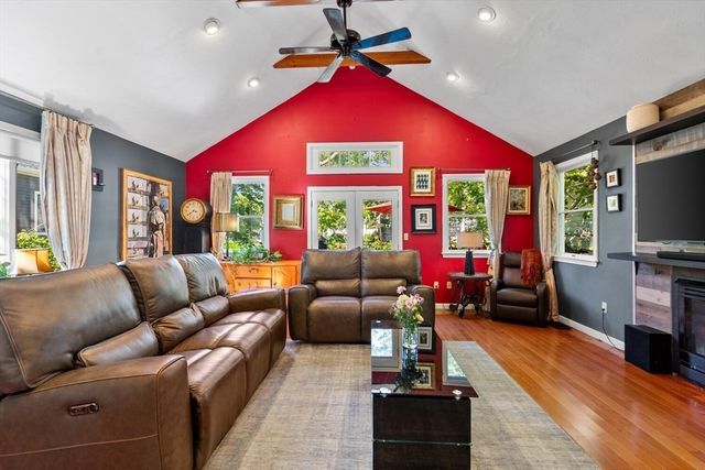 28 Gordon Rd, Medford, MA 02155