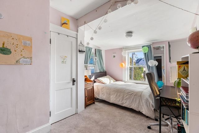 28 Gordon Rd, Medford, MA 02155