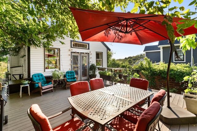 28 Gordon Rd, Medford, MA 02155