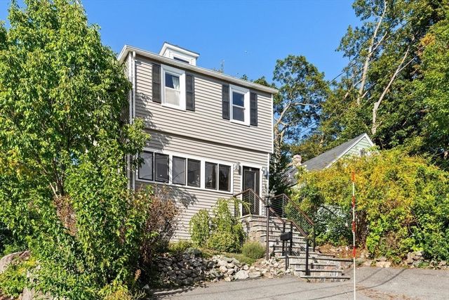 28 Gordon Rd, Medford, MA 02155