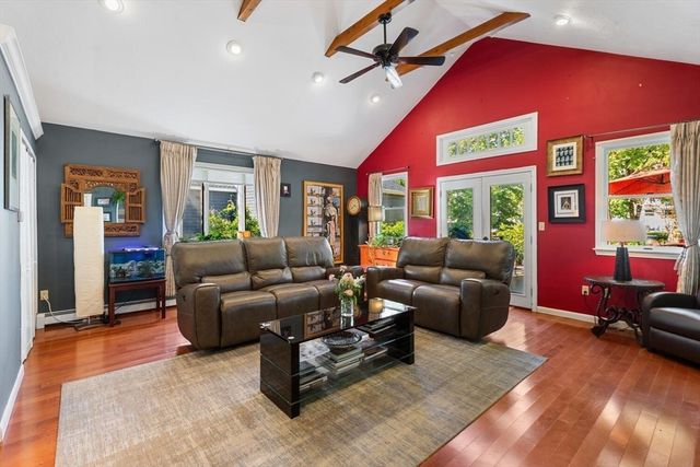 28 Gordon Rd, Medford, MA 02155