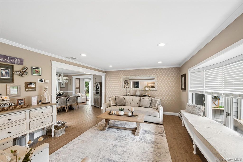 301 Vernon Street, Dix Hills, NY 11746 — photo 2