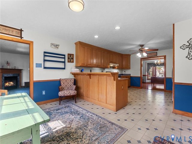 5325 Swift Hill Ln, Sandston, VA 23150