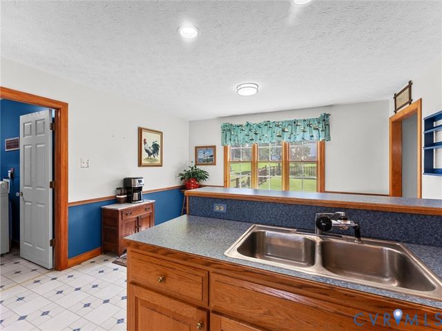 5325 Swift Hill Ln, Sandston, VA 23150