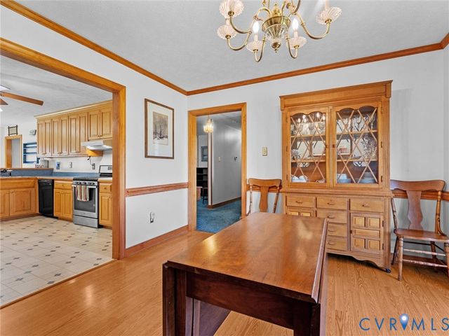 5325 Swift Hill Ln, Sandston, VA 23150