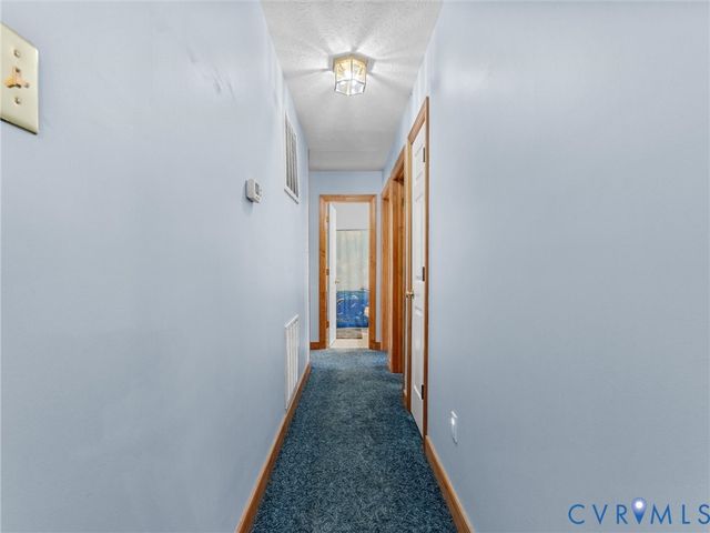 5325 Swift Hill Ln, Sandston, VA 23150