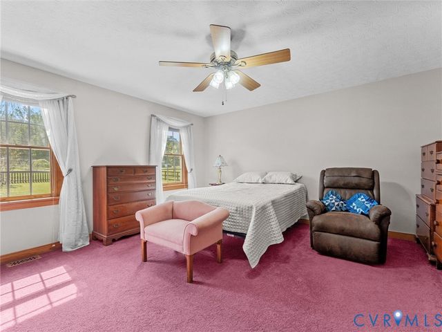5325 Swift Hill Ln, Sandston, VA 23150