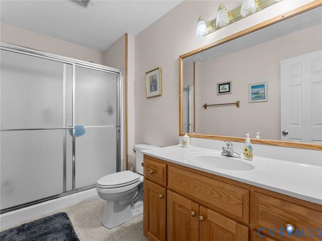 5325 Swift Hill Ln, Sandston, VA 23150