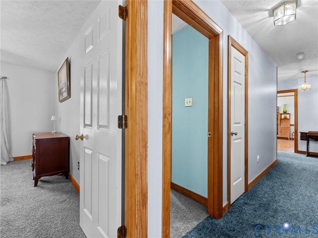 5325 Swift Hill Ln, Sandston, VA 23150