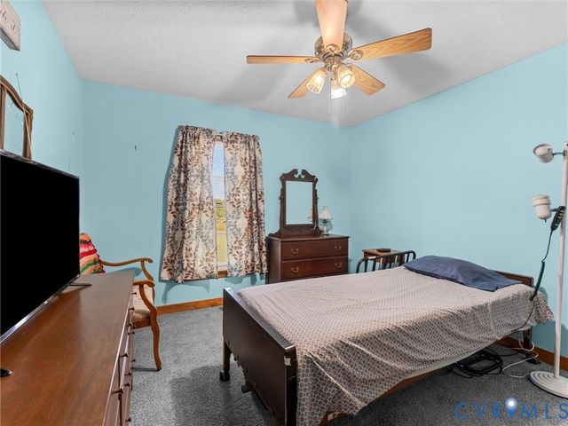 5325 Swift Hill Ln, Sandston, VA 23150