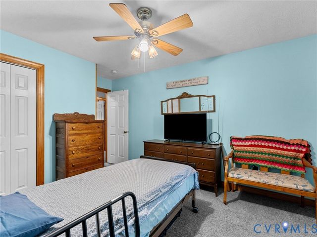 5325 Swift Hill Ln, Sandston, VA 23150