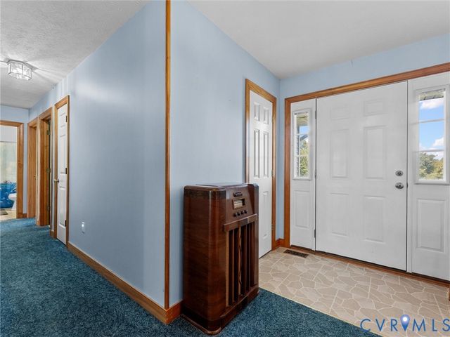 5325 Swift Hill Ln, Sandston, VA 23150