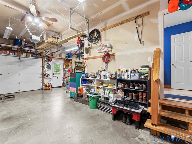 5325 Swift Hill Ln, Sandston, VA 23150