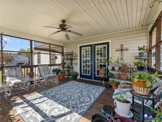 5325 Swift Hill Ln, Sandston, VA 23150