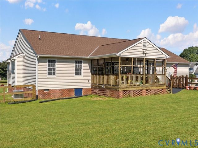 5325 Swift Hill Ln, Sandston, VA 23150