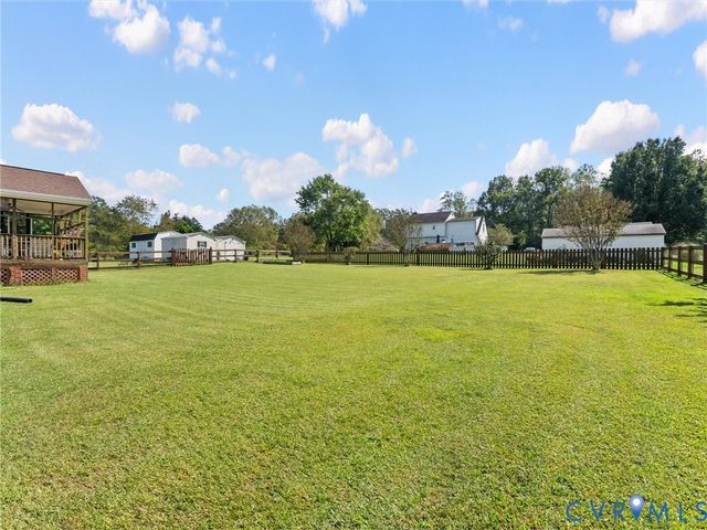 5325 Swift Hill Ln, Sandston, VA 23150