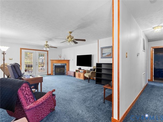 5325 Swift Hill Ln, Sandston, VA 23150
