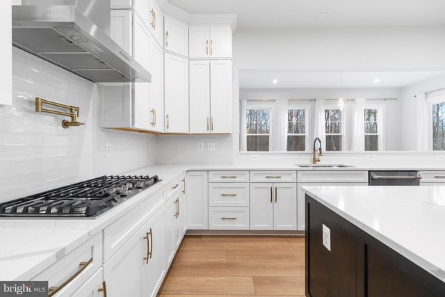 8618 SYCAMORE SPRINGS WAY, Nokesville, VA 20181