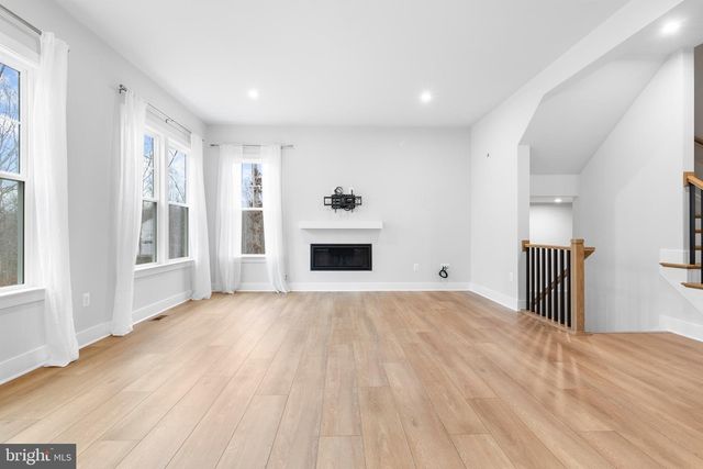 8618 SYCAMORE SPRINGS WAY, Nokesville, VA 20181