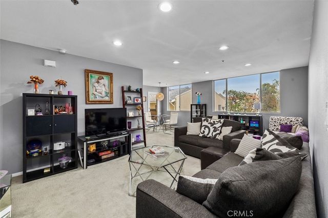 4501 Cedros 239, Sherman Oaks, CA 91403