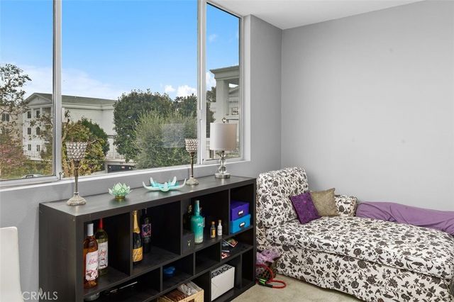 4501 Cedros 239, Sherman Oaks, CA 91403