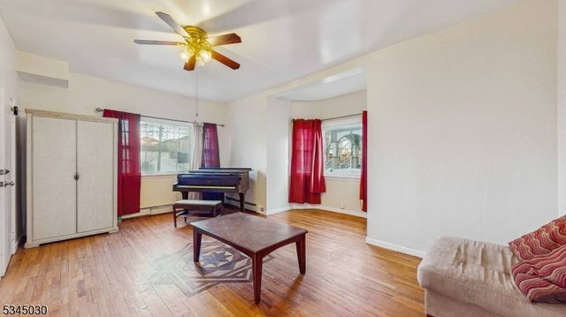 512 Jefferson Ave, Elizabeth City, NJ 07201